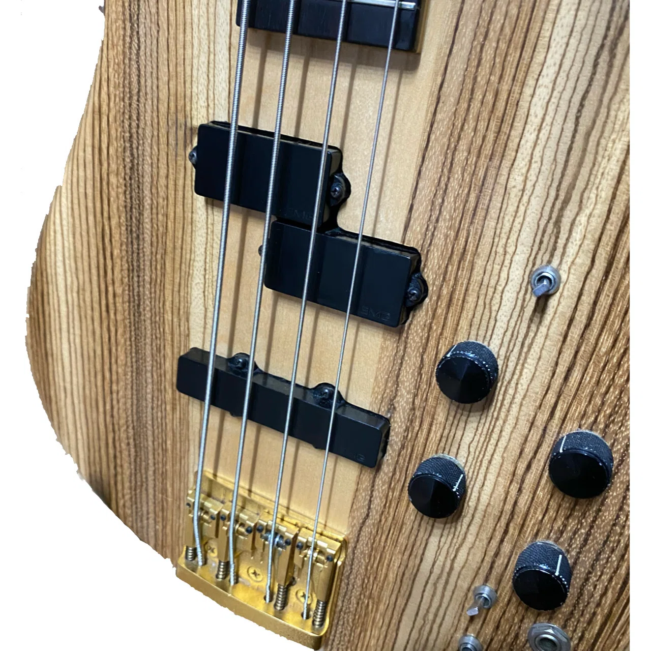 使用機材：エレキベース編Fodera Monarch 4 deluxe custom（1987年製 