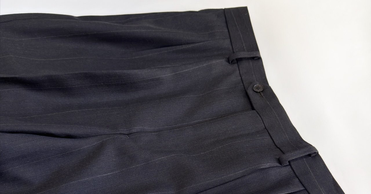 AURALEE（オーラリー）25ssのBLUEFACED WOOL TWO-TUCK SLACKSライト