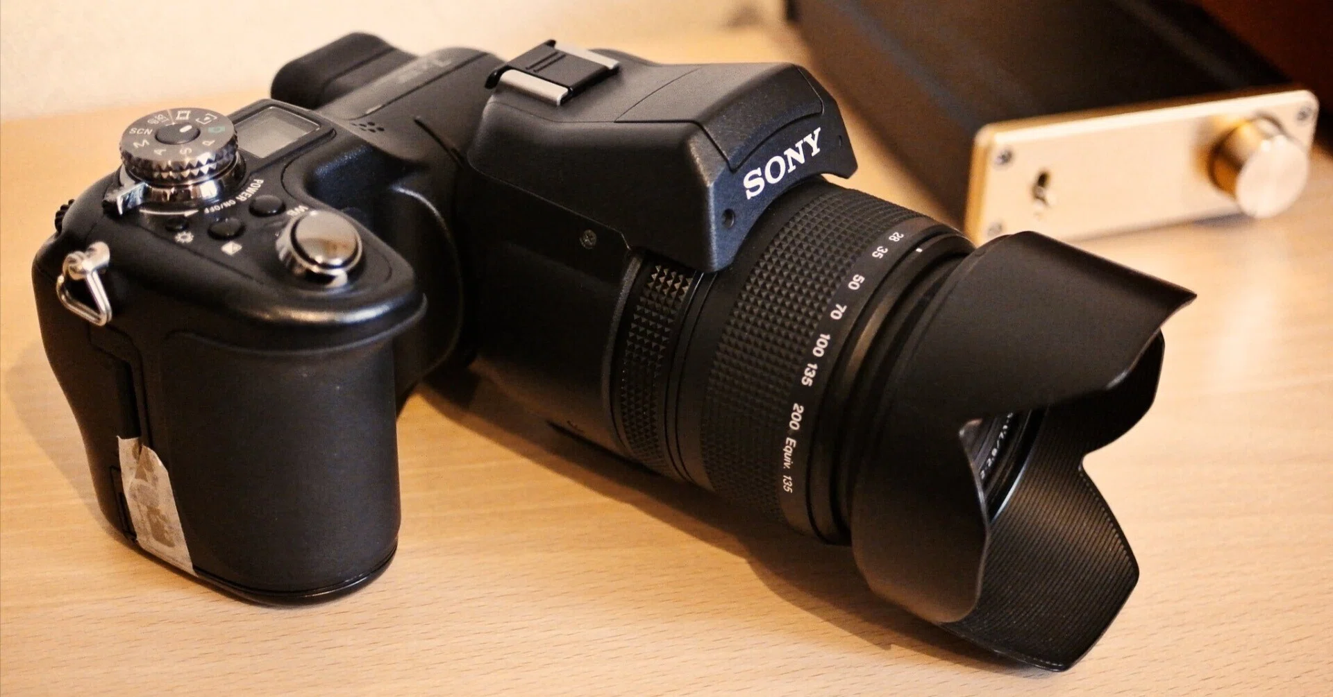 違う世界線、未来カメラ SONY DSC-F828｜絞り開放戦線
