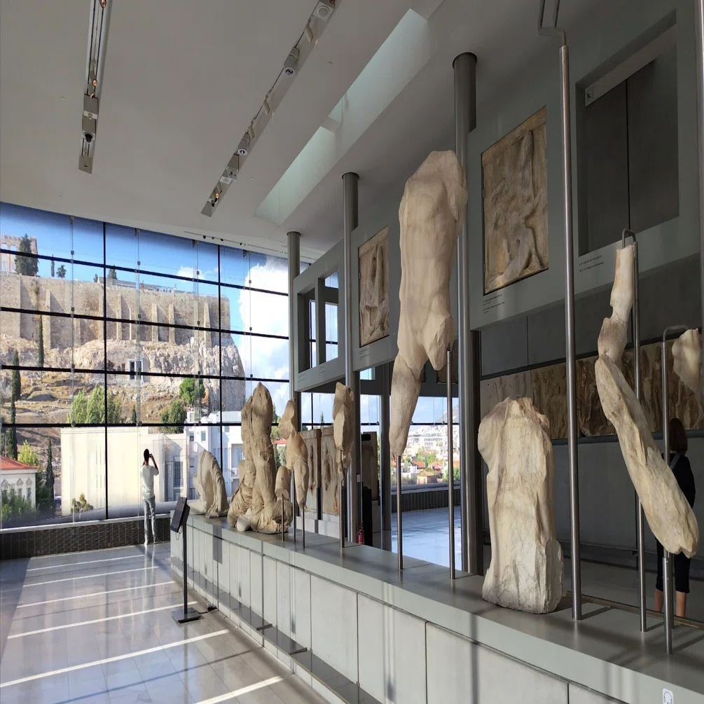 神話の地ギリシャ旅行記（26）新アクロポリス博物館｜まごっと