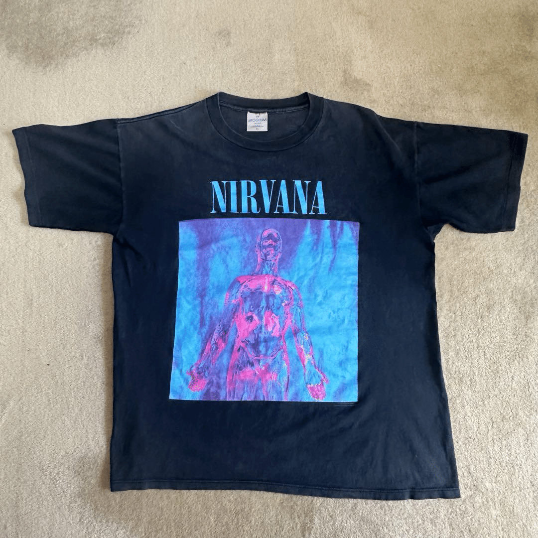 SEKAI NO OWARI 深瀬さん着用のヴィンテージTシャツを解決②