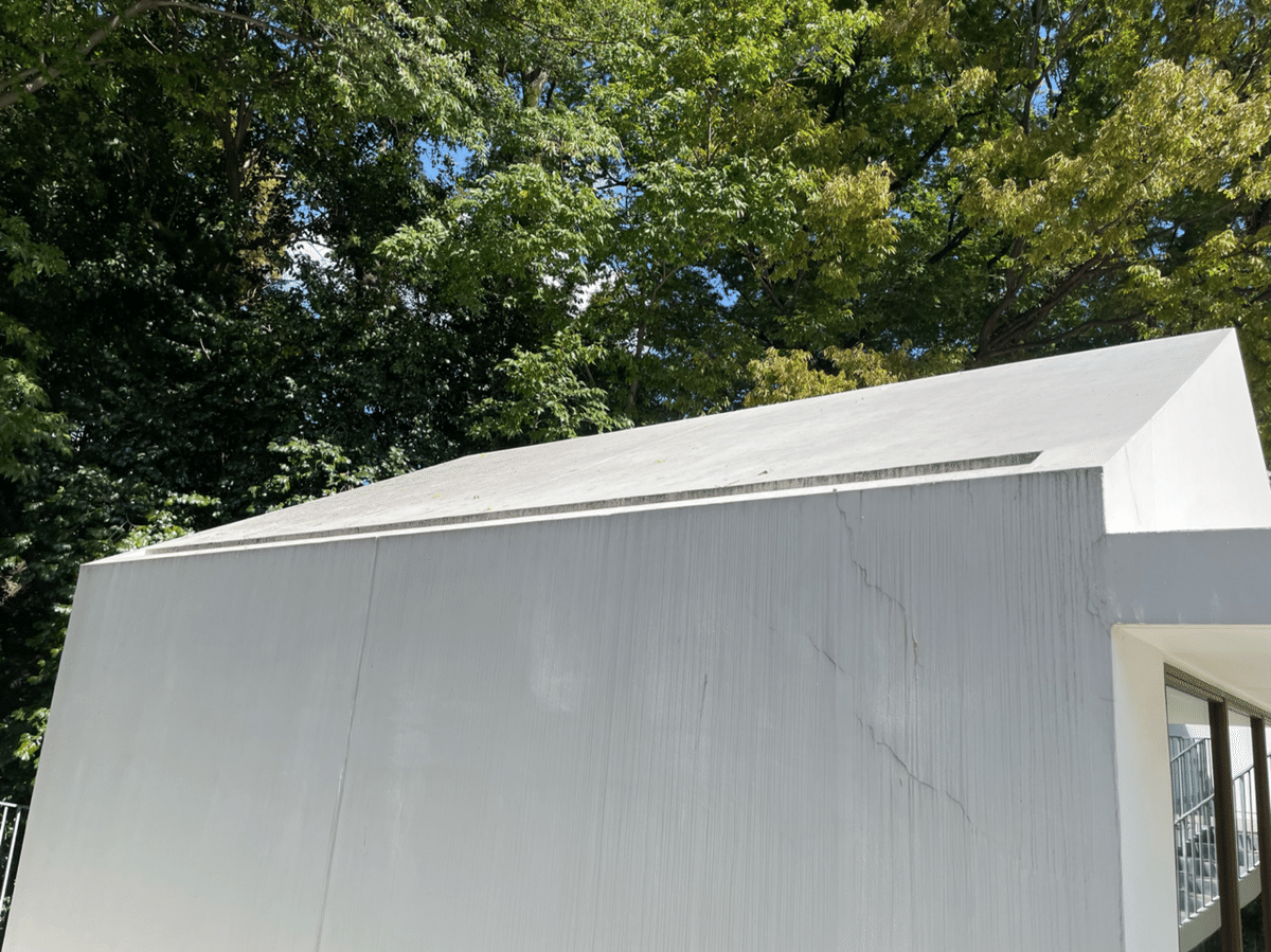 建築レビュー#003】モダニズム建築と現代建築が共存 名建築を未来に