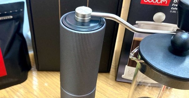 有機素材を使用した「クラフトボス ダブル焙煎BLACK」が