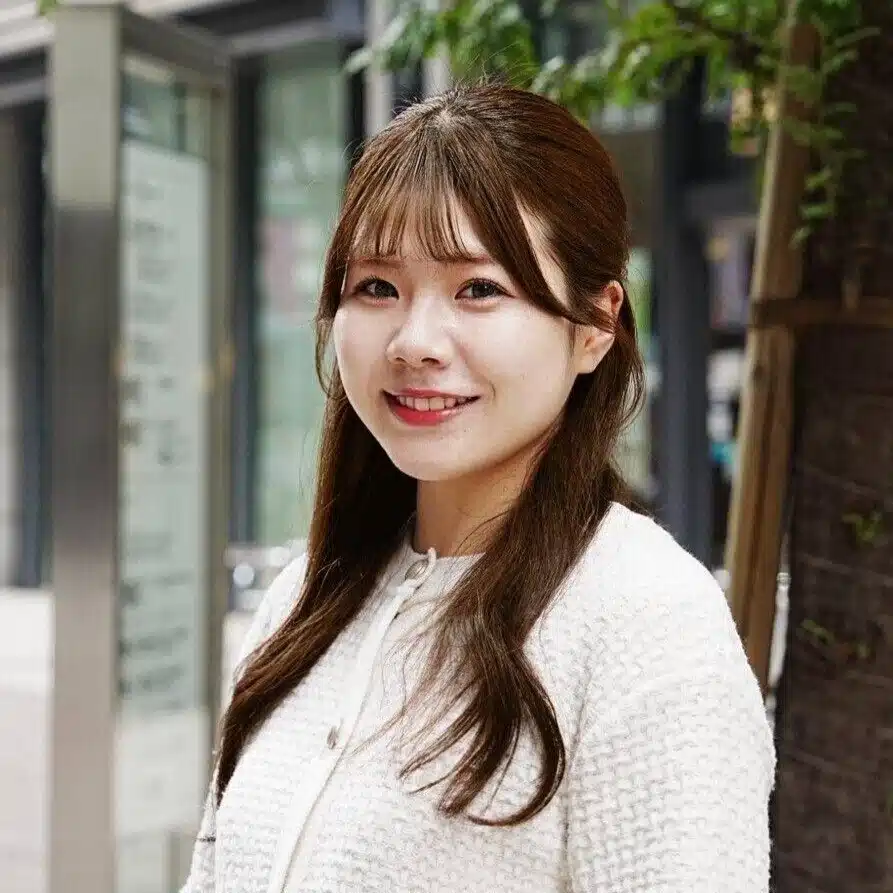 横矢あゆね