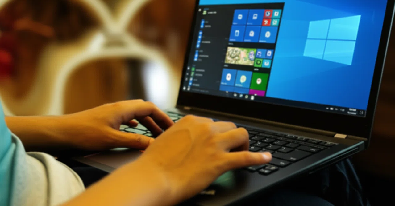 ThinkPad T480sで堕落スタイルで書いてみる｜sutero（ステロ）