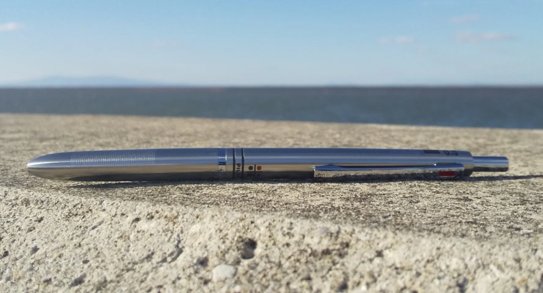 𝕃𝕀𝕆ℕ𝟙𝟜𝟟の筆箱紹介以外の長編・写真！！！｜LION147｜note