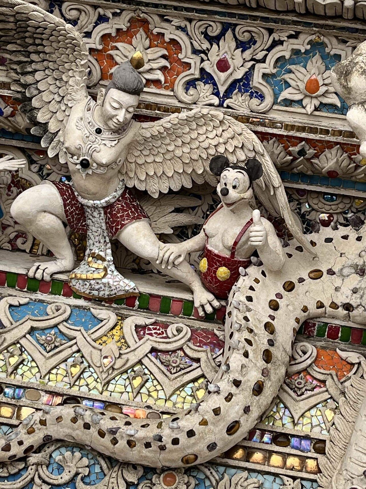 タイの「変な寺」でめちゃくちゃ感動し、その後全て忘れたが…｜田島ハルコ