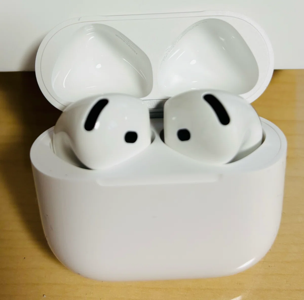 AirPods4】ノイズキャンセリングは驚きの静寂！｜peach_tea