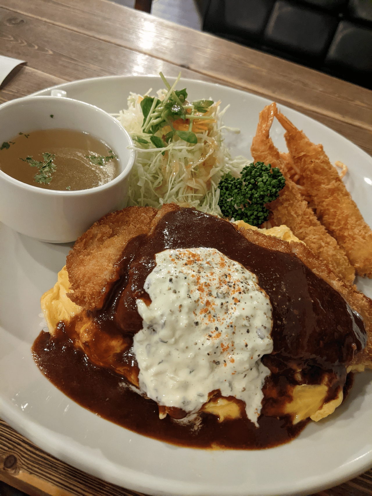 🫛京都 錦市場食べ歩き・三千院の自然満喫ひとり旅｜すずめ