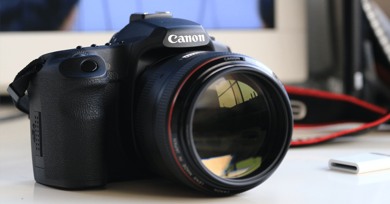 色々な 写真が変わる！Canon単焦点“神レンズ”の実力とおすすめモデル5選 レンズ(単焦点)