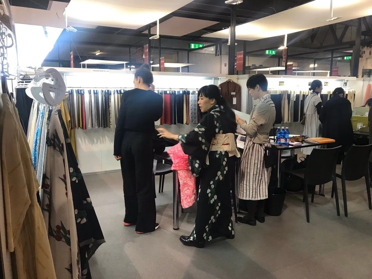 伊生地展示会「ミラノ・ウニカ」へ｜龍山 千里