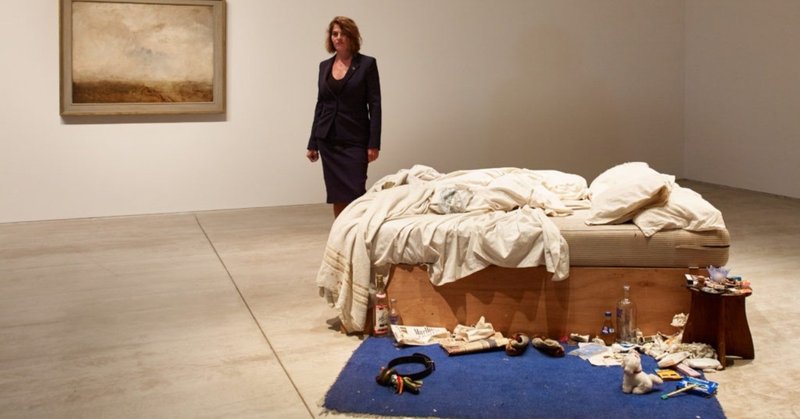 #2）女性アーティストTracey Emin-なぜ、My Bed なのか？