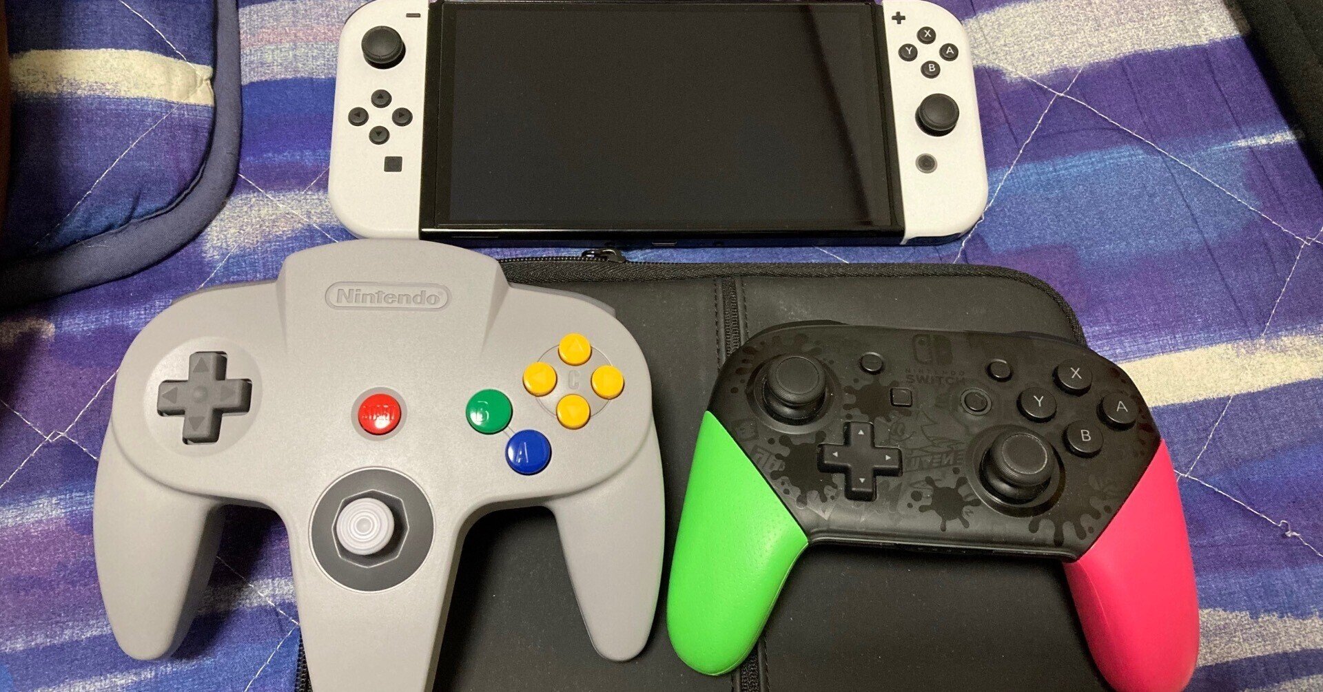 Wii U - 任天堂WiiU ソフト8本とコントローラー５個、ハンドルコントローラセット。 Wii U - 任天堂WiiU ソフト8本とコントローラー5個、ハンドル