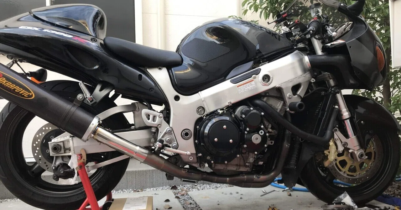 GSX1300R 隼 初期型｜ヤメテケレ