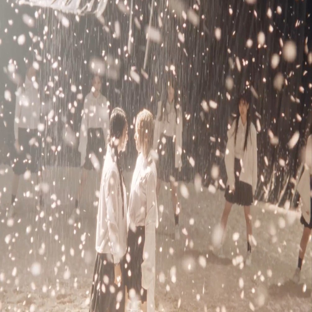 激しい雨が意味するもの——櫻坂46『Addiction』｜cathouse