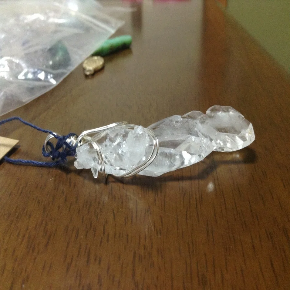 平たい水晶そしてファーデン｜みかみ まき