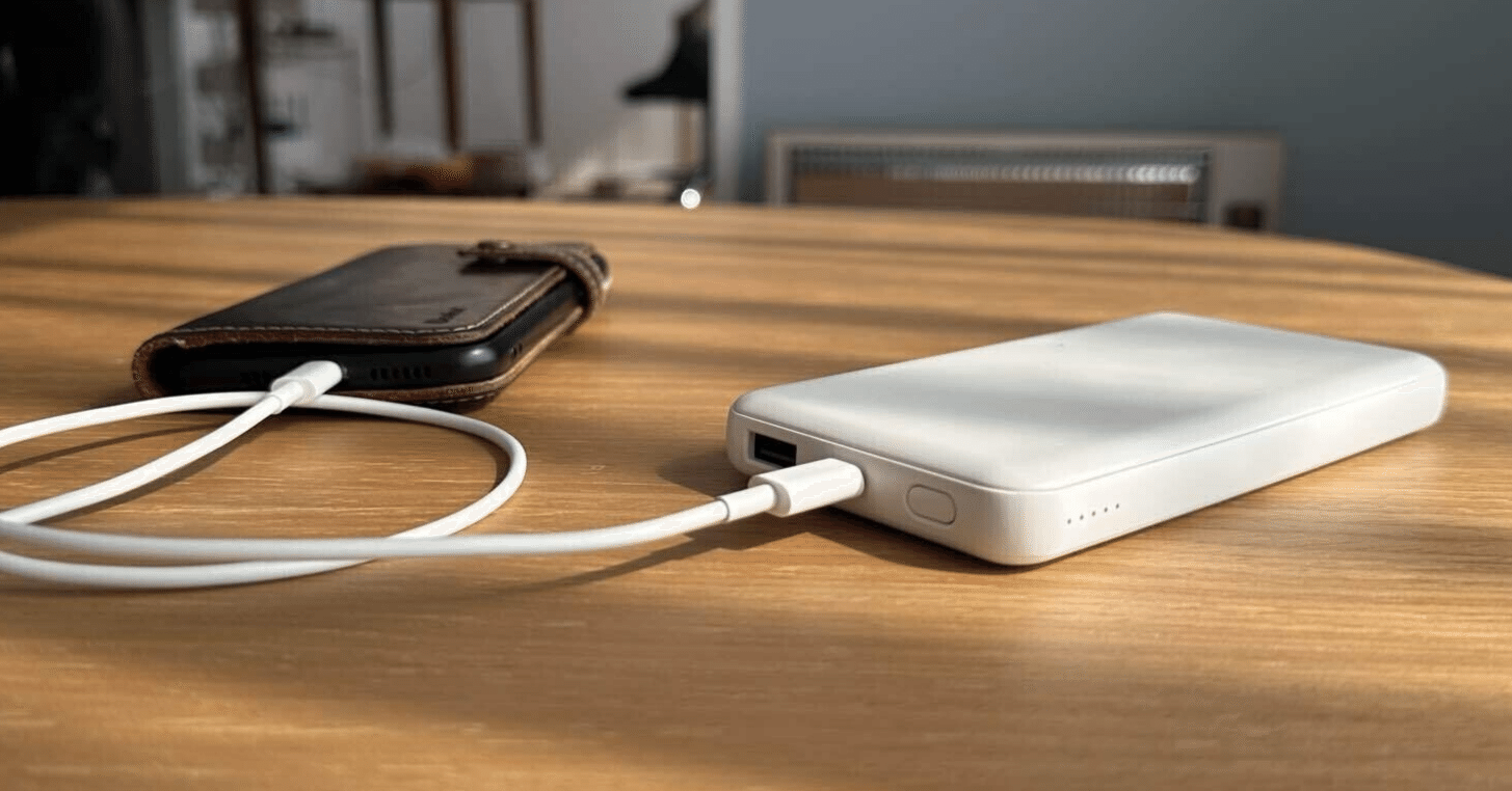 ワットチェッカーで全解明！iPhone 16は25W充電器で十分、USB Type-Aは