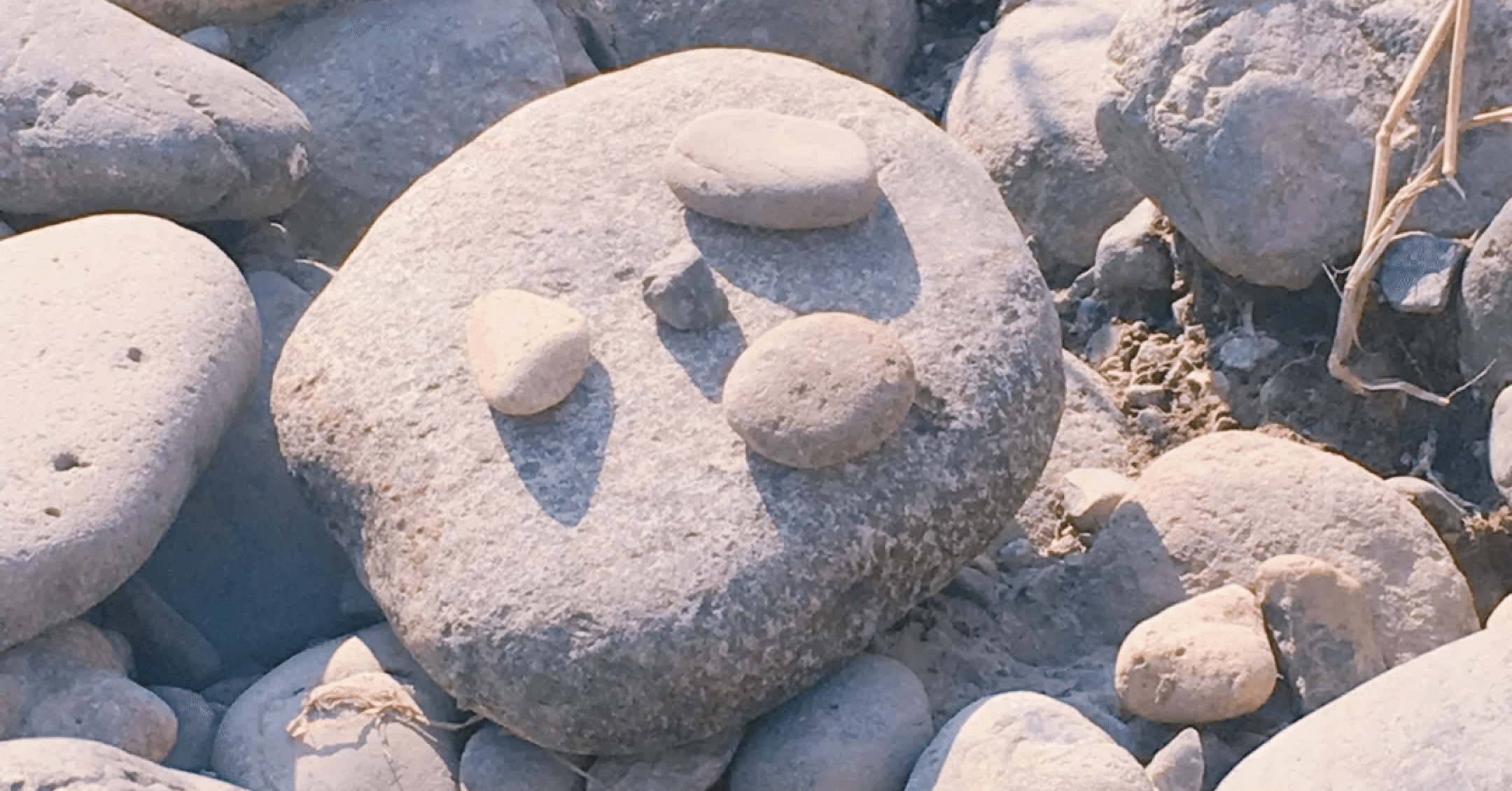 川原の丸い石から紐解く『鉄杵を磨く』 〜削られ、磨かれ、やがて