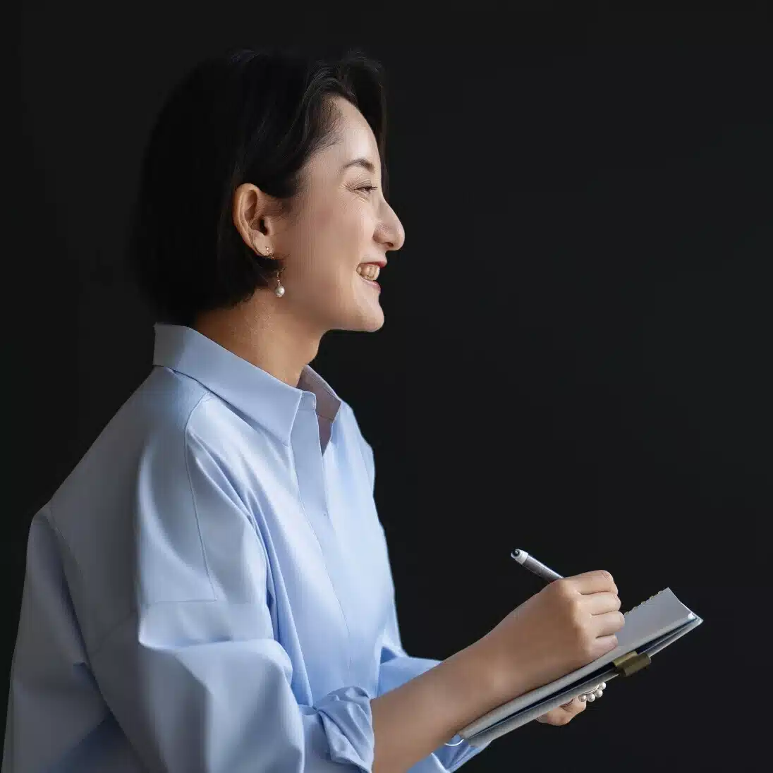 真崎 恵 | Megumi Masaki