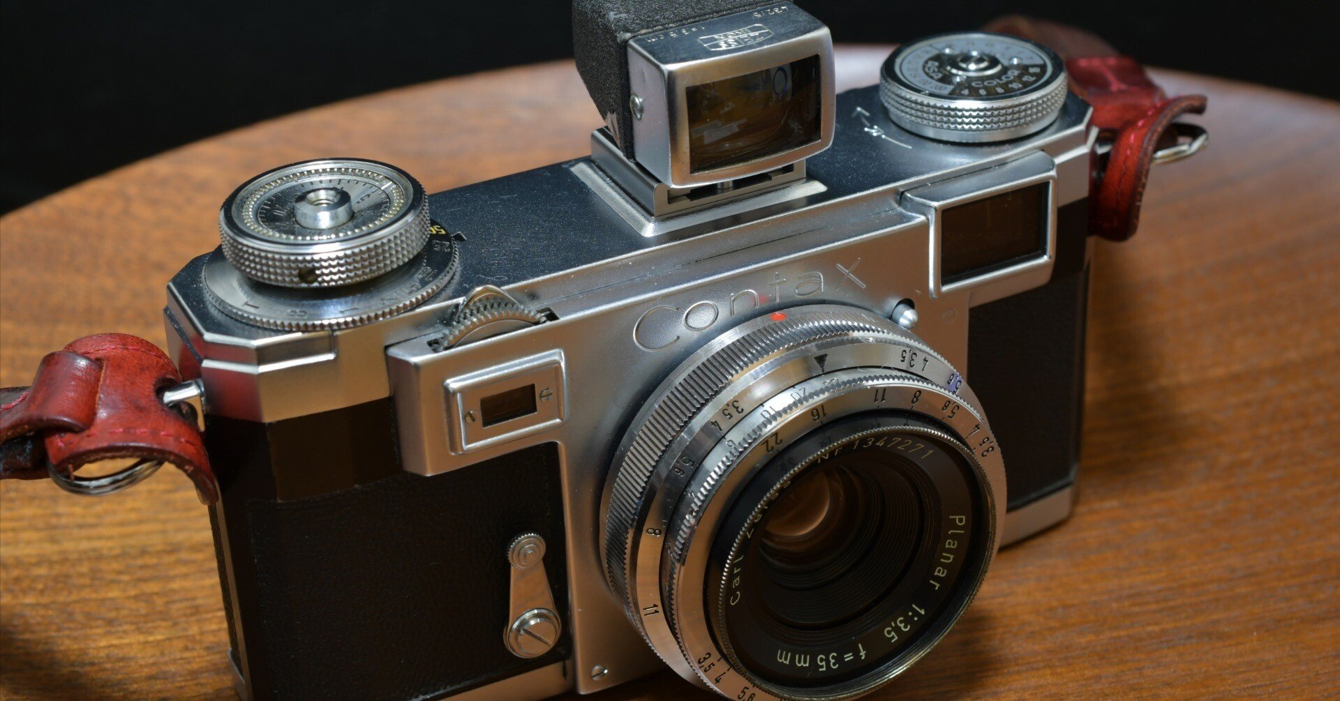 Carl Zeiss Planar 35mm F3.5｜と ご り ん