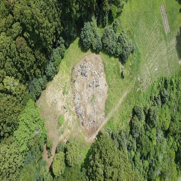 Comparing the Dejima Stone Alignment Ruins with a 60-Year-Old 