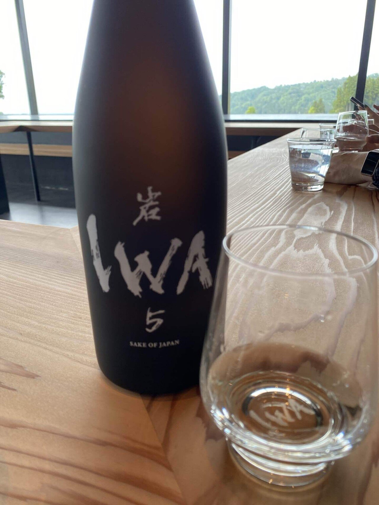 日本酒をアートに高めたIWAとは｜YOKAIOKAN