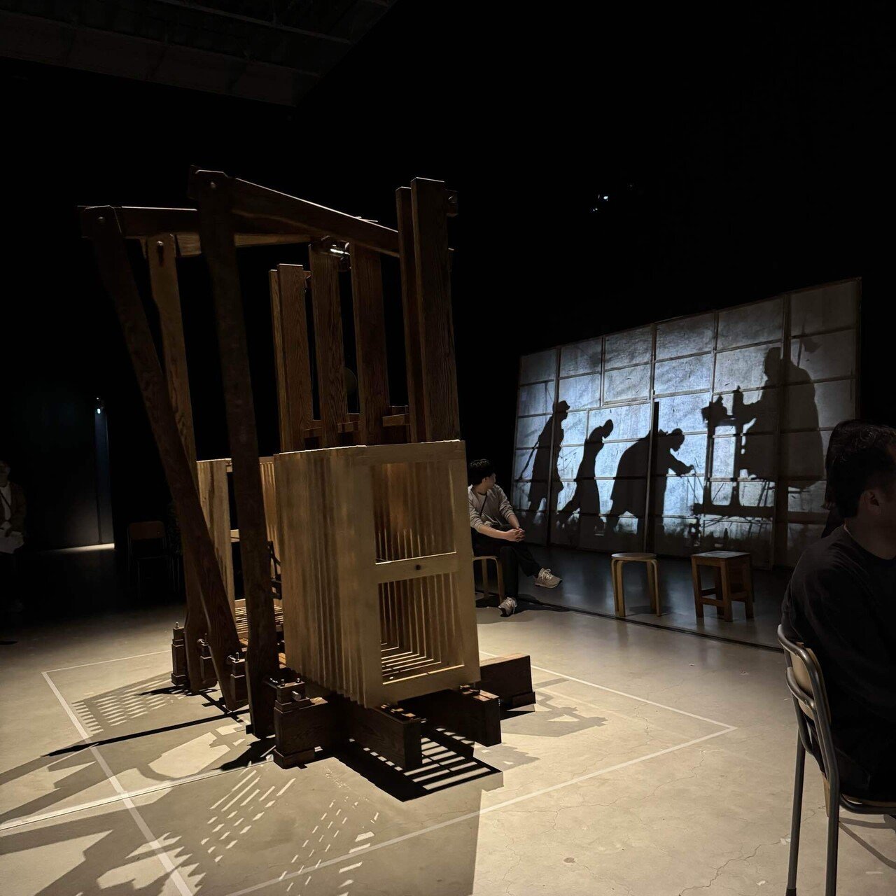 金沢21世紀美術館 「積層する時間 この世界を描くこと」｜インロー