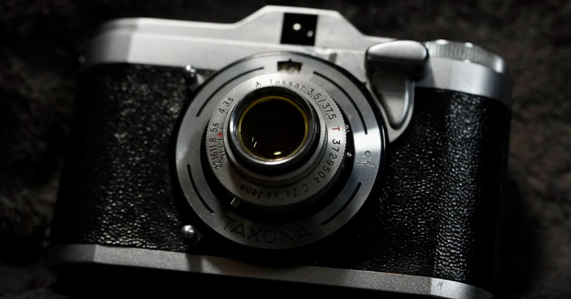 35SQでスナップ！ with Zeiss Ikon TAXONA｜樹理庵 (Julian)