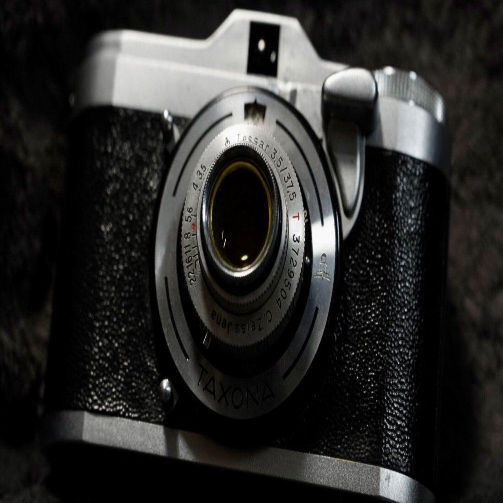 35SQでスナップ！ with Zeiss Ikon TAXONA｜樹理庵 (Julian)