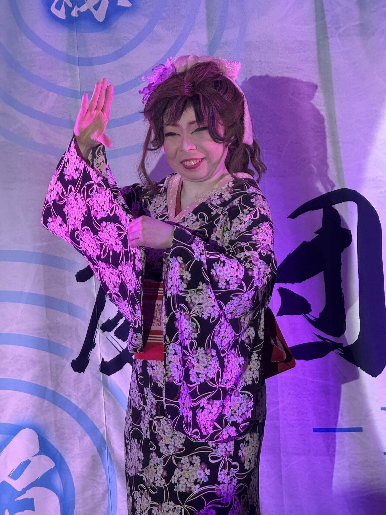 言葉がわからなくても心に届く。海外からのお客様が語る、大衆演劇の