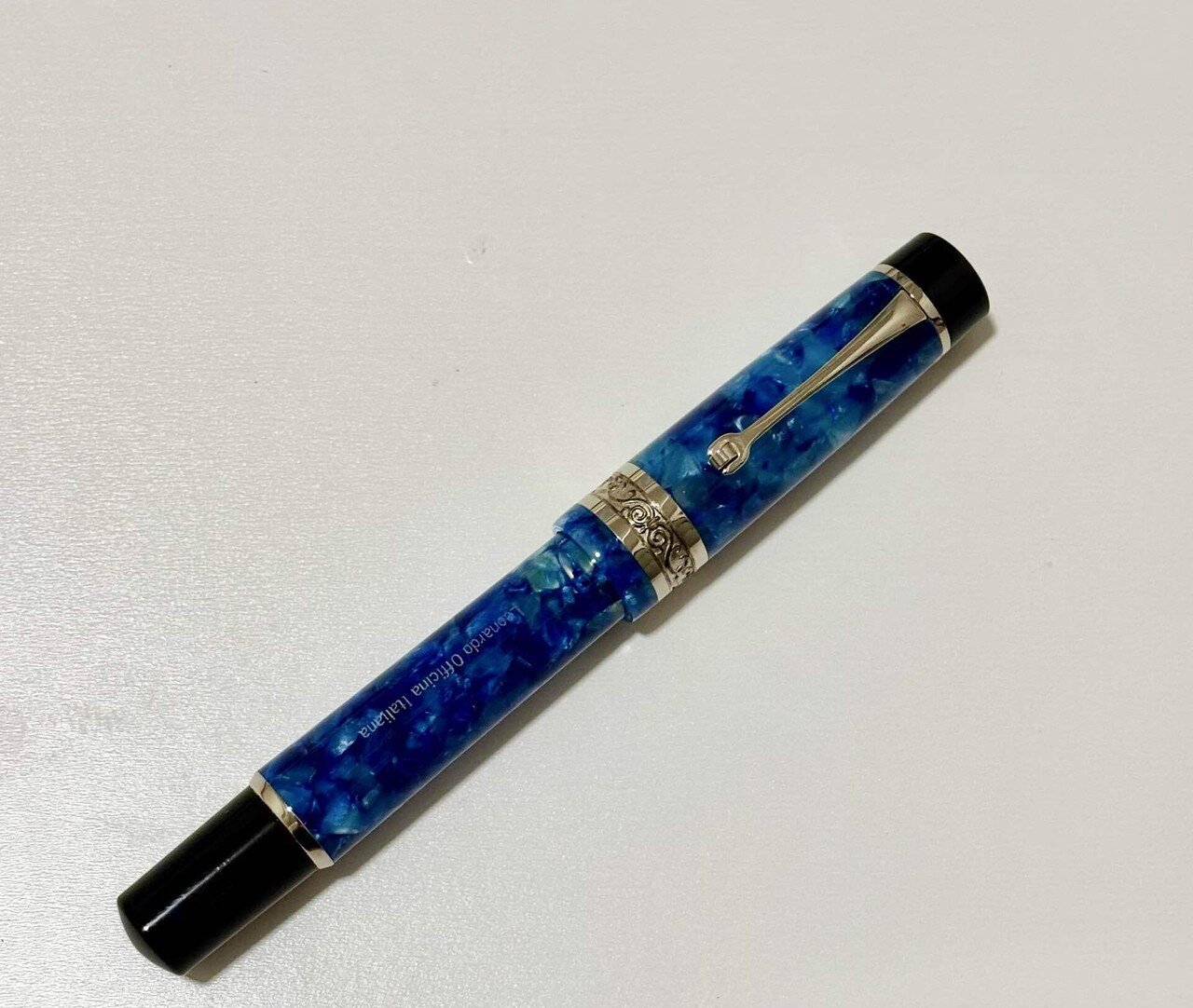 万年筆レビュー#01 レオナルド マリナカプリ｜フミレア