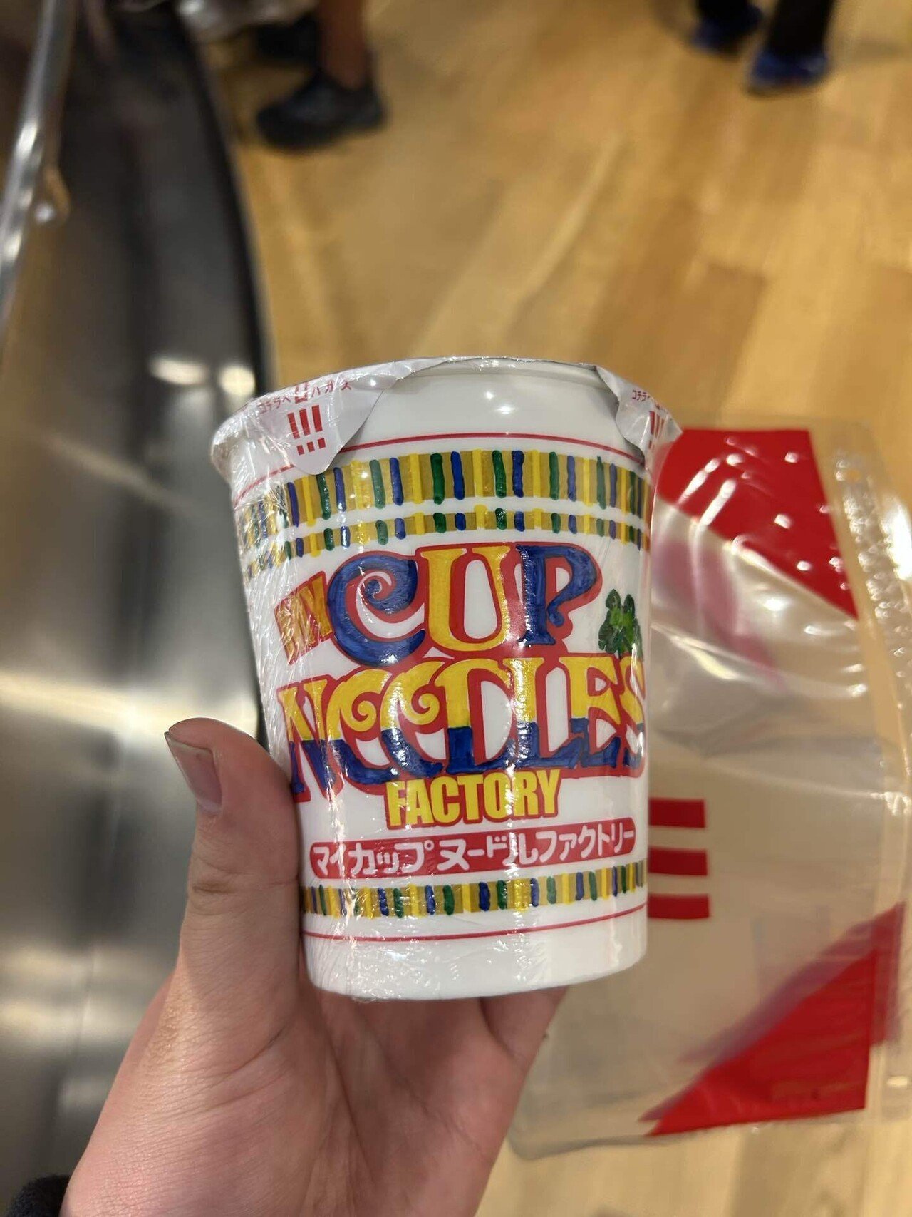 カップヌードルミュージアムへ】自分だけのカップヌードル作り｜日本1