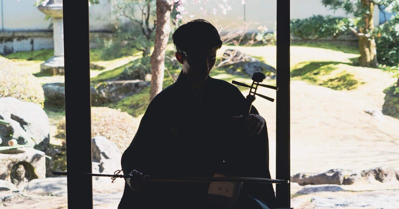 二胡？胡弓？どちらかわかりません　※本島以外の方はコメントください。 二胡？胡弓？どちらかわかりません ※本島以外の方はコメント