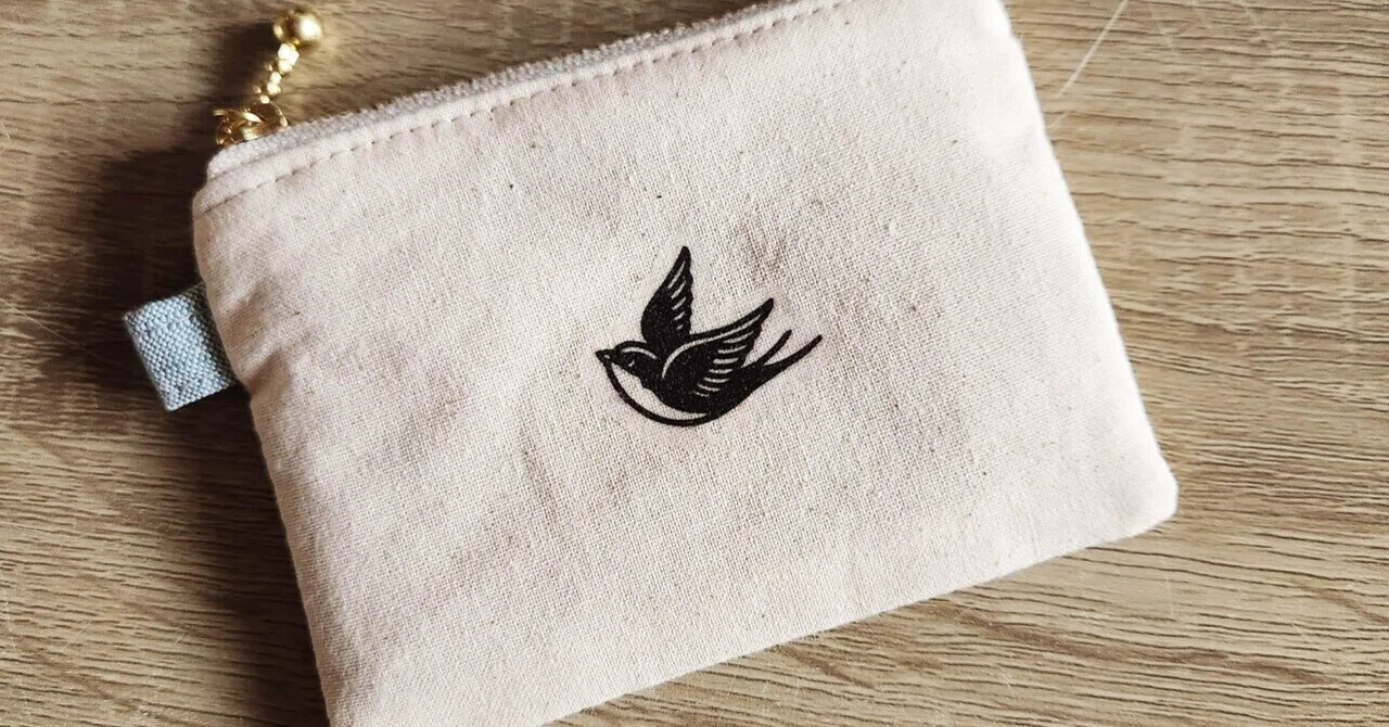 My First Attempt at Iron-on Transfers! Making a Swallow Pouch [Pistol ...