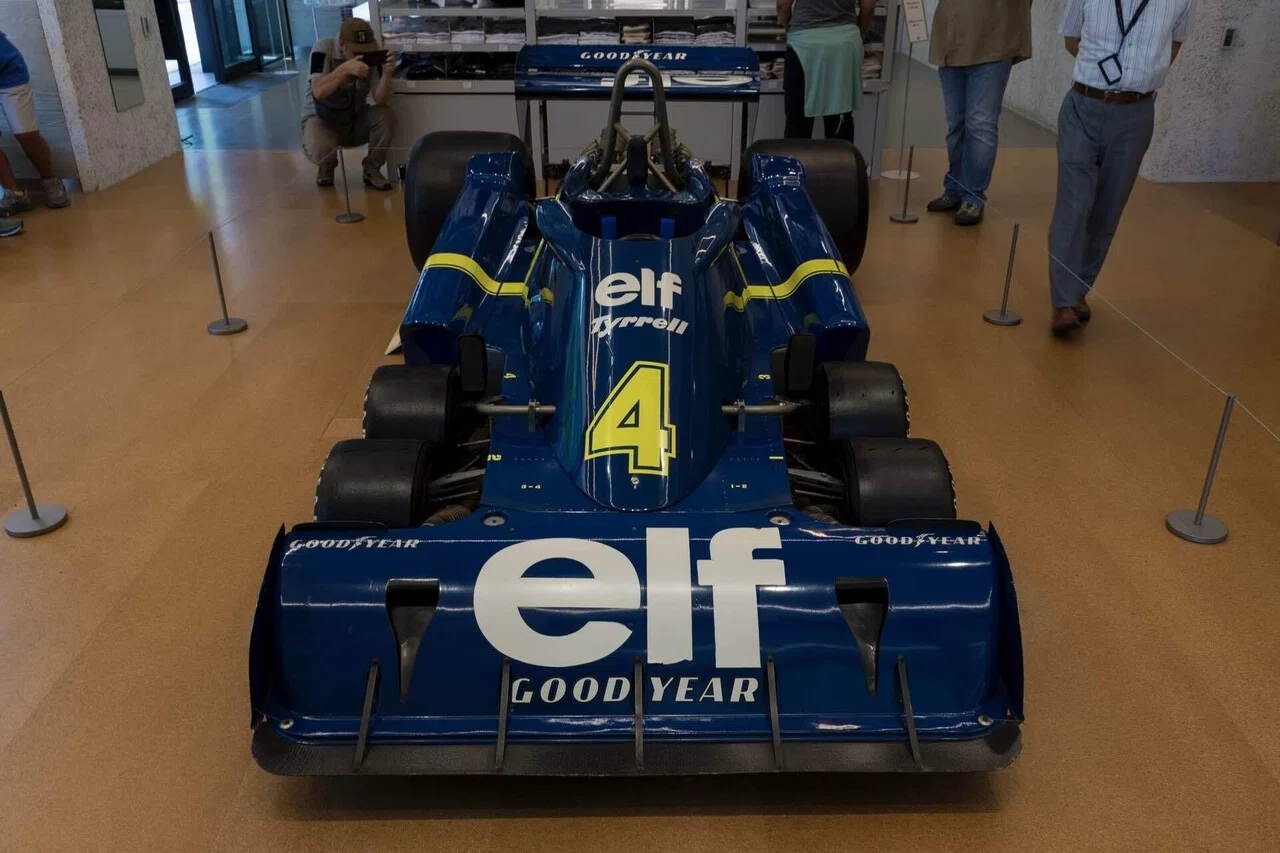 訪問記】新橋タミヤにF1登場！Tyrrell P34を激写｜Yoshito