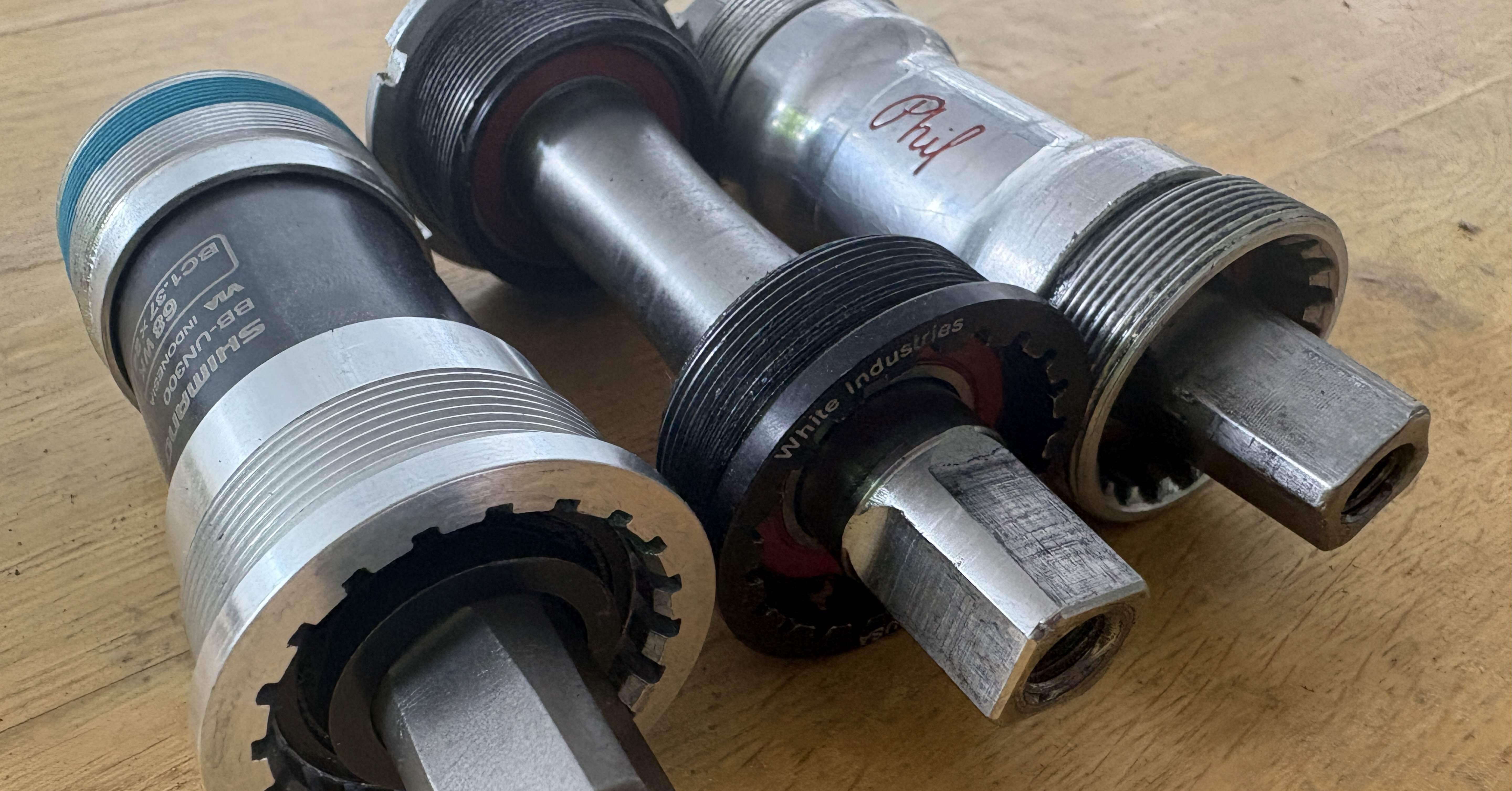 スクエアテーパーのボトムブラケットを比較する（シマノ、フィルウッド