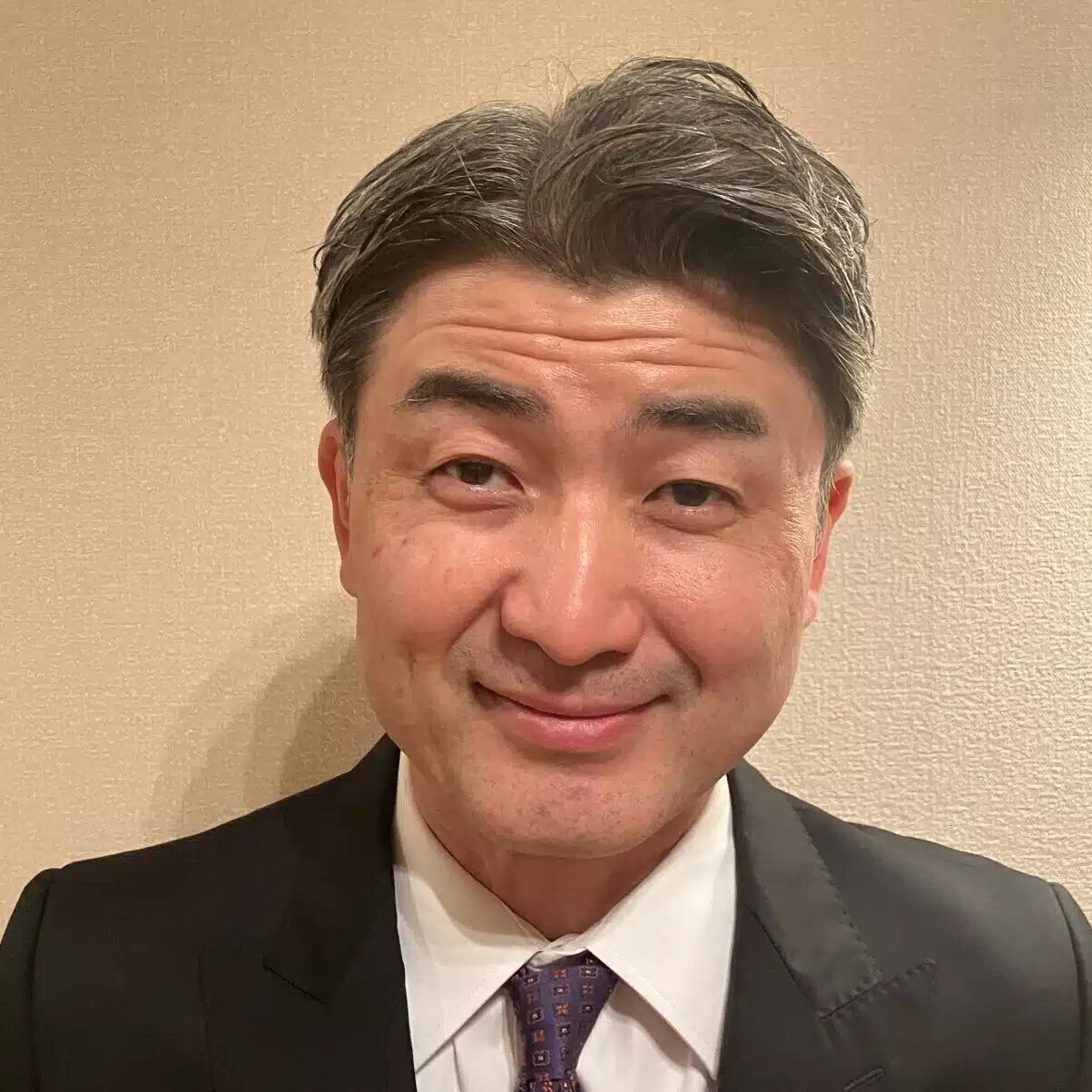 足立はじめ