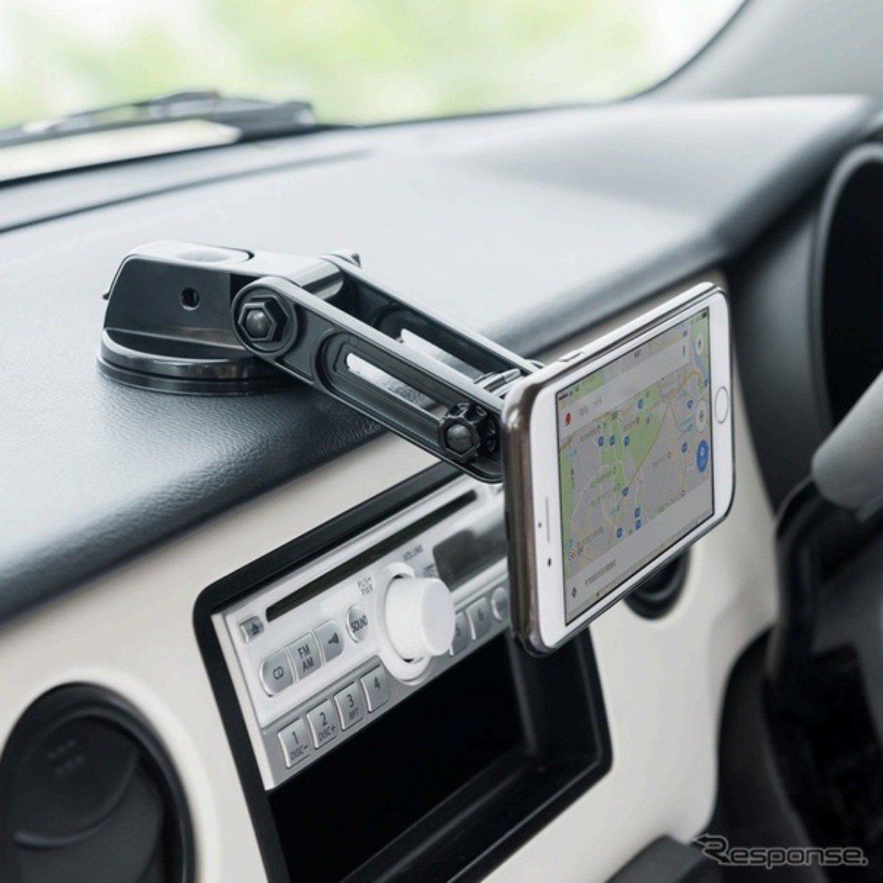 運転中にスマホ操作を行う ながら運転 が厳罰化された影響を受けてスマホホルダーのニーズが高まる エアロたけし Note 運転中にスマホ操作を行う ながら運転 が厳罰化された影響を受けてスマホホルダーのニーズが高まる エアロたけし Note
