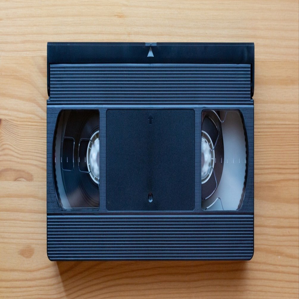 家庭用ビデオ規格戦争：VHS vs. ベータマックス｜nobuyosicom