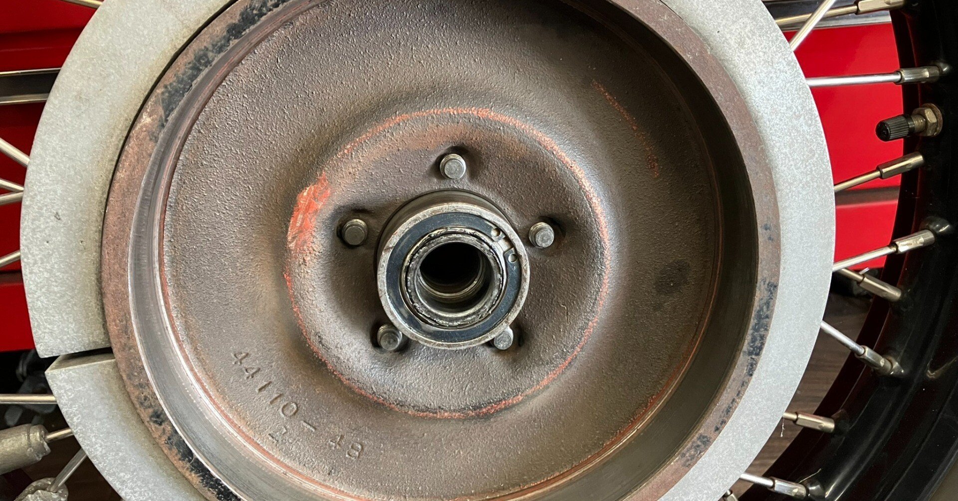 ミッドスターハブ、メカドラムブレーキ付き　機械ドラムブレーキ スターハブとドラムブレーキのメインテナンス1｜小田 達也