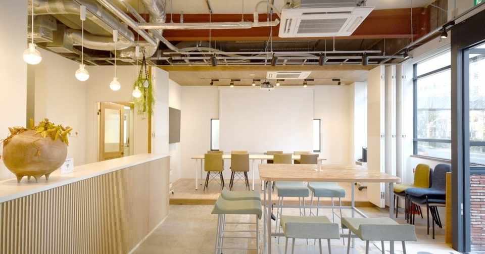 新宿 1階 屋上 甲州街道沿い キッチン 音響設備付き貸切スペース パーティー 会議 お料理会 撮影などに Spacecarry Note