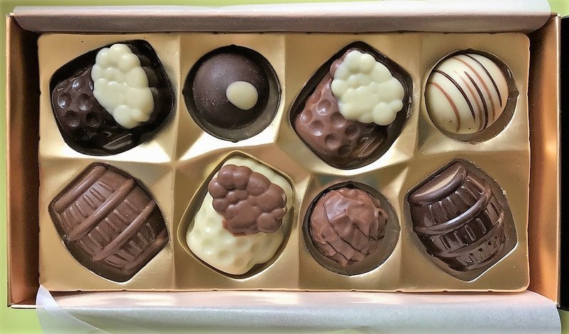 Valentineの自分チョコ 笑 ローエンシュタインのドイツビール入りチョコと鮫型チョコ 悠冴紀 小説家 詩人 Note Valentineの自分チョコ 笑 ローエンシュタインのドイツビール入りチョコと鮫型チョコ 悠冴紀 小説家 詩人 Note
