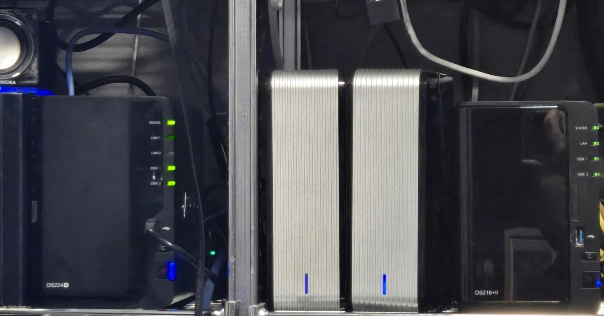 Synology NASに2.5GbEインターフェイスを追加｜R-Y-O