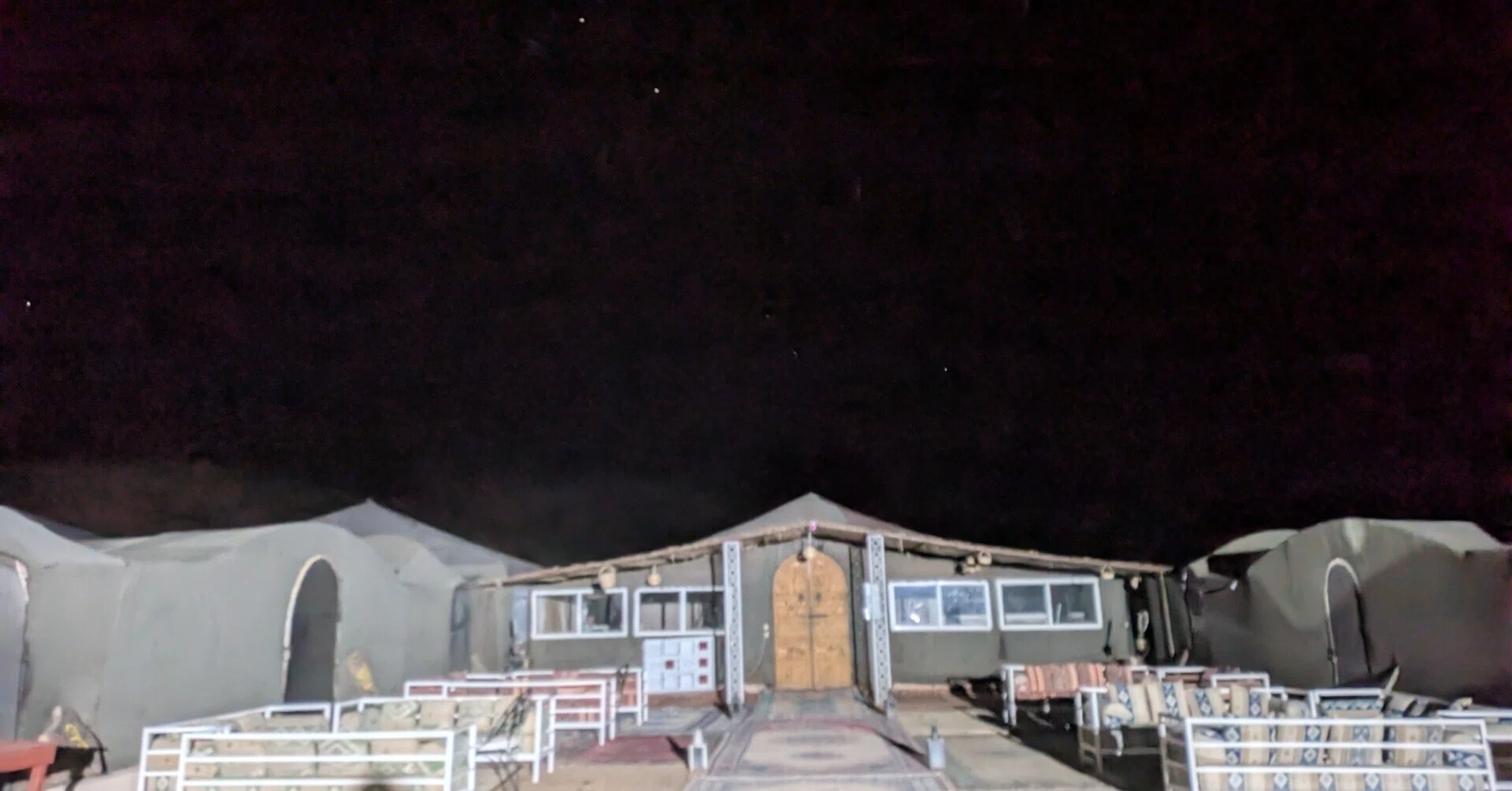 ザゴラ砂漠から眺める夜空_モロッコのツアー旅行で損をしないために