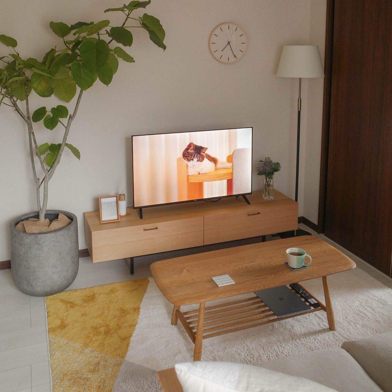 テレビボード」には、リビングを変える力がある。｜むささび
