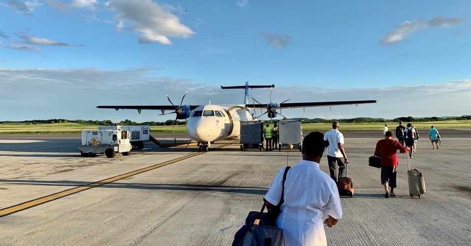 飛行機 アナウンス 英語