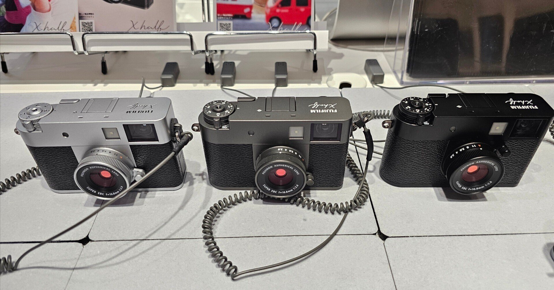 フジフイルム X half シルバー [X-HF1-S JP] FUJIFILM Amazon | 富士フイルム(FUJIFILM) コンパクトデジタルカメラ X