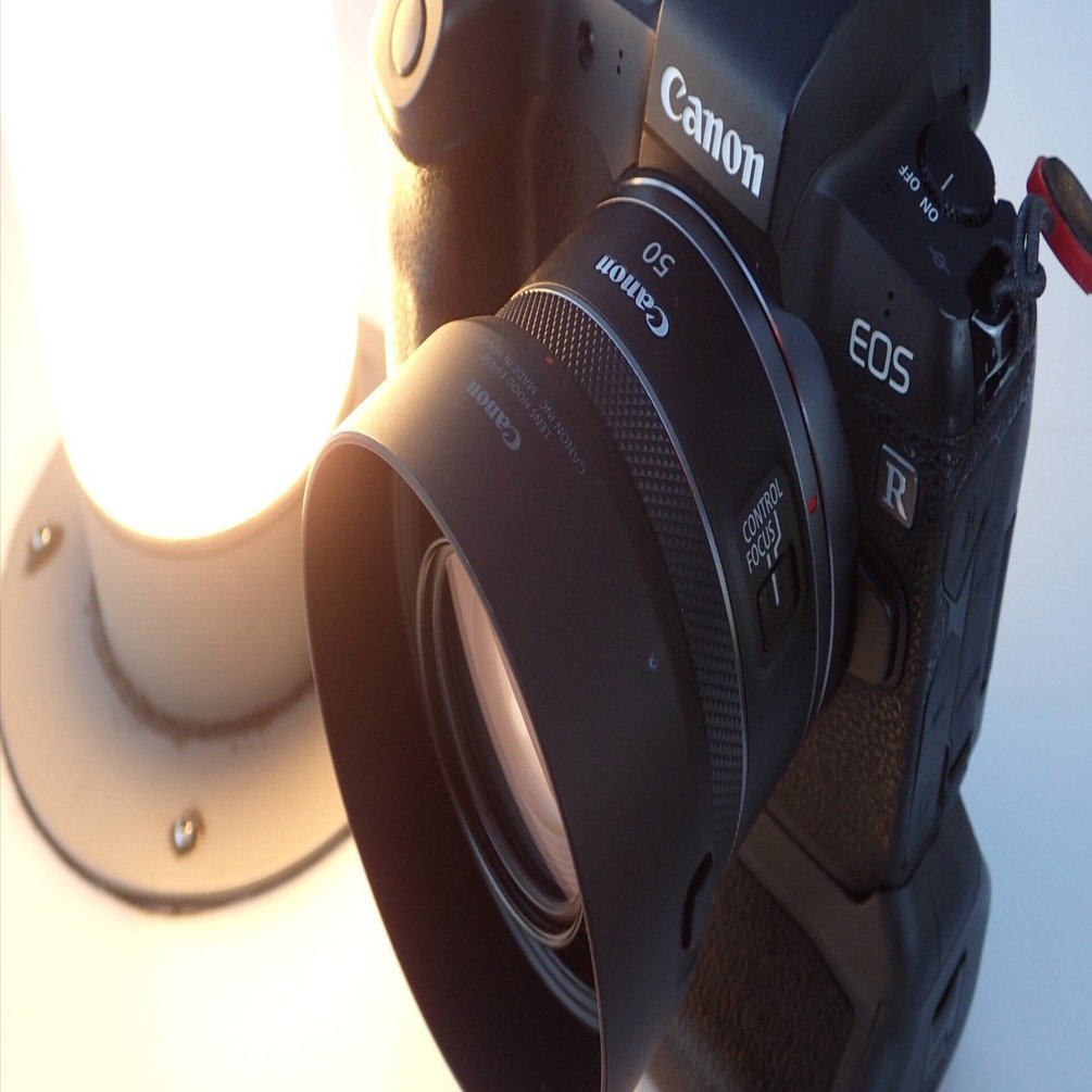 極美品canon RF50mm F1.8 STM　おまけ付き Amazon.com : Canon RF50mm F1.8 STM Lens, Fixed Focal Length Prime