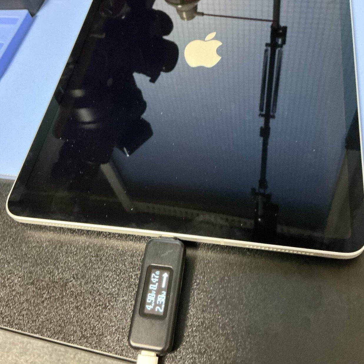 iPad Pro 12.9インチ ドックコネクタ腐食の状態