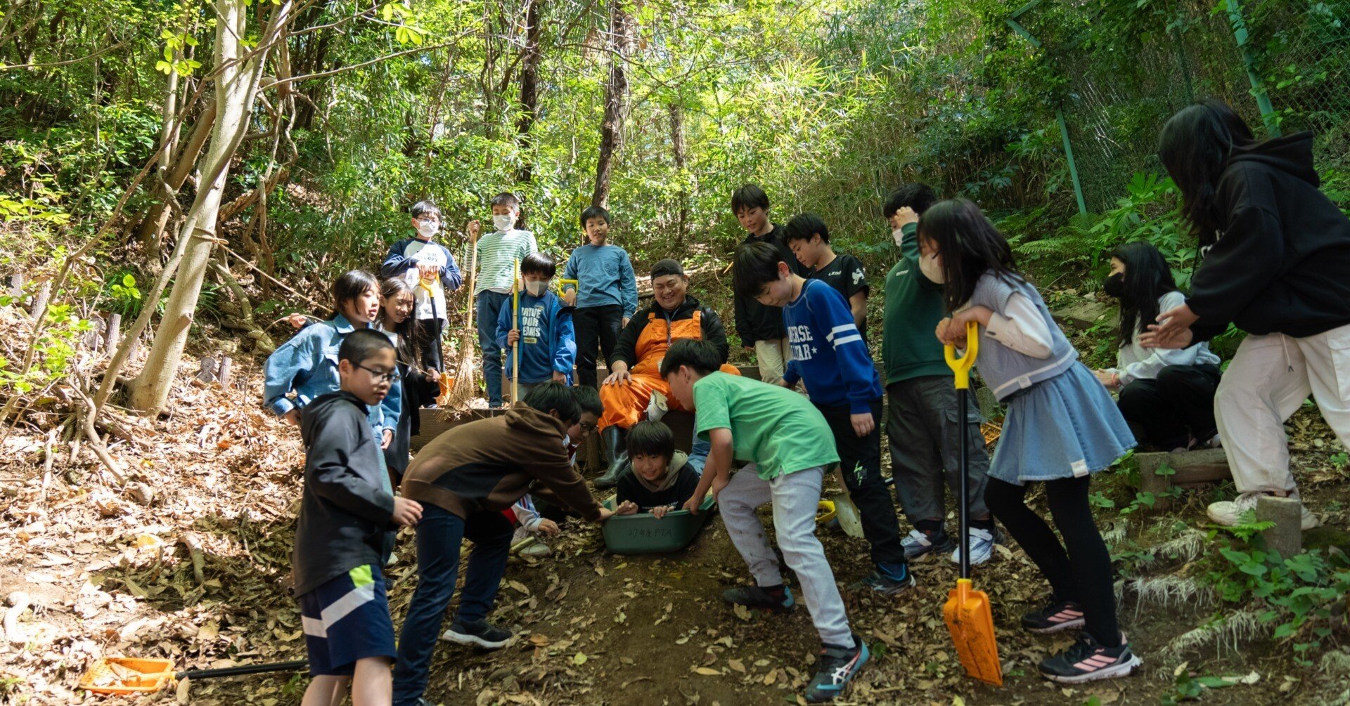 地域に自然のあそび場をつくろう～瀬ケ崎小学校の「アスレの森再生